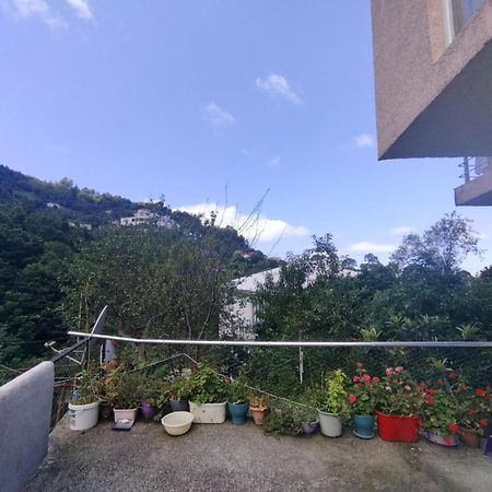 ホテル Giorgi クヴァリアティ 部屋 写真